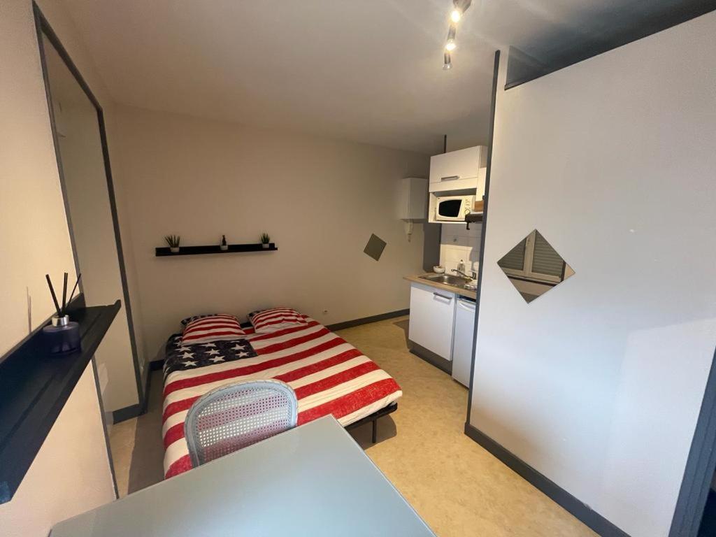 Studio agréable et lumineux Niort Exterior foto